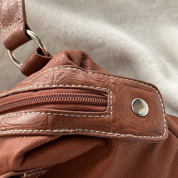 Card Holder Shoulder Bag - Picture 14 of 17